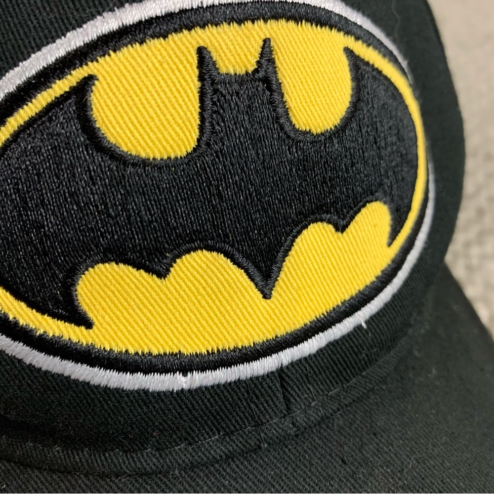 Batman hat - Picture 3 of 12